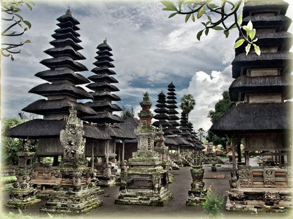 Taman Ayun Temple
